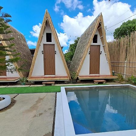 Happy Monkey Hostel El Nido Esterno foto
