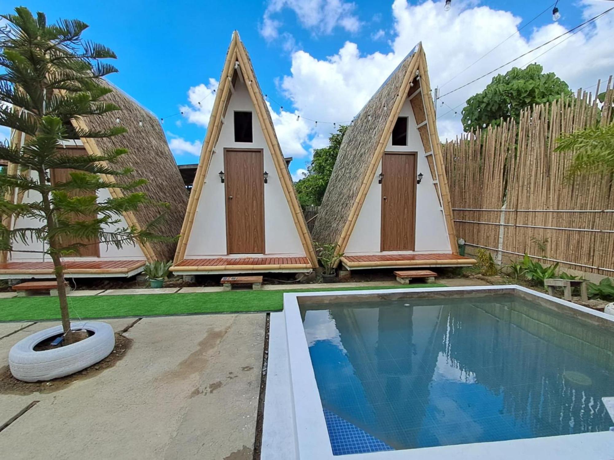 Happy Monkey Hostel El Nido Esterno foto