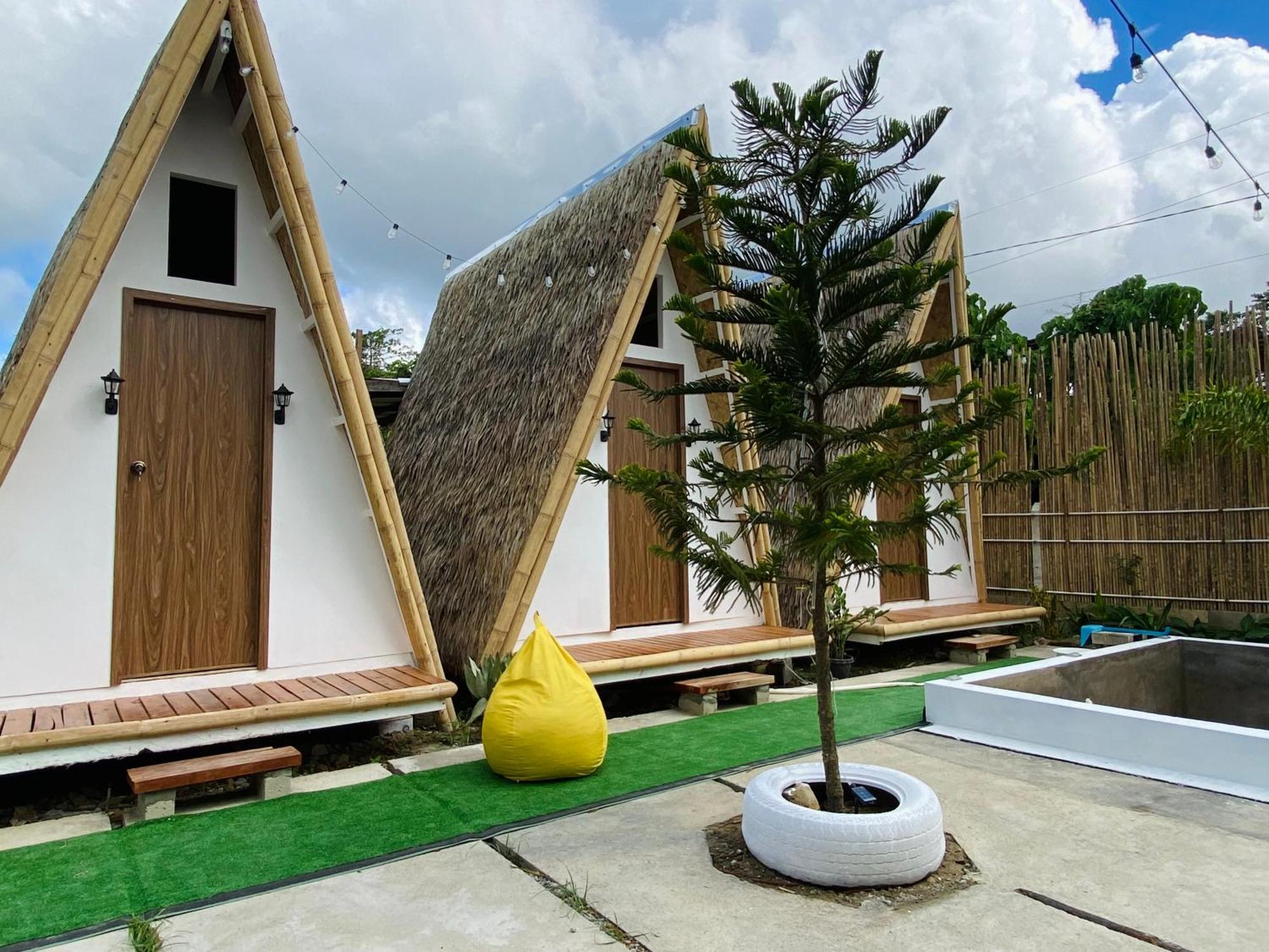 Happy Monkey Hostel El Nido Esterno foto