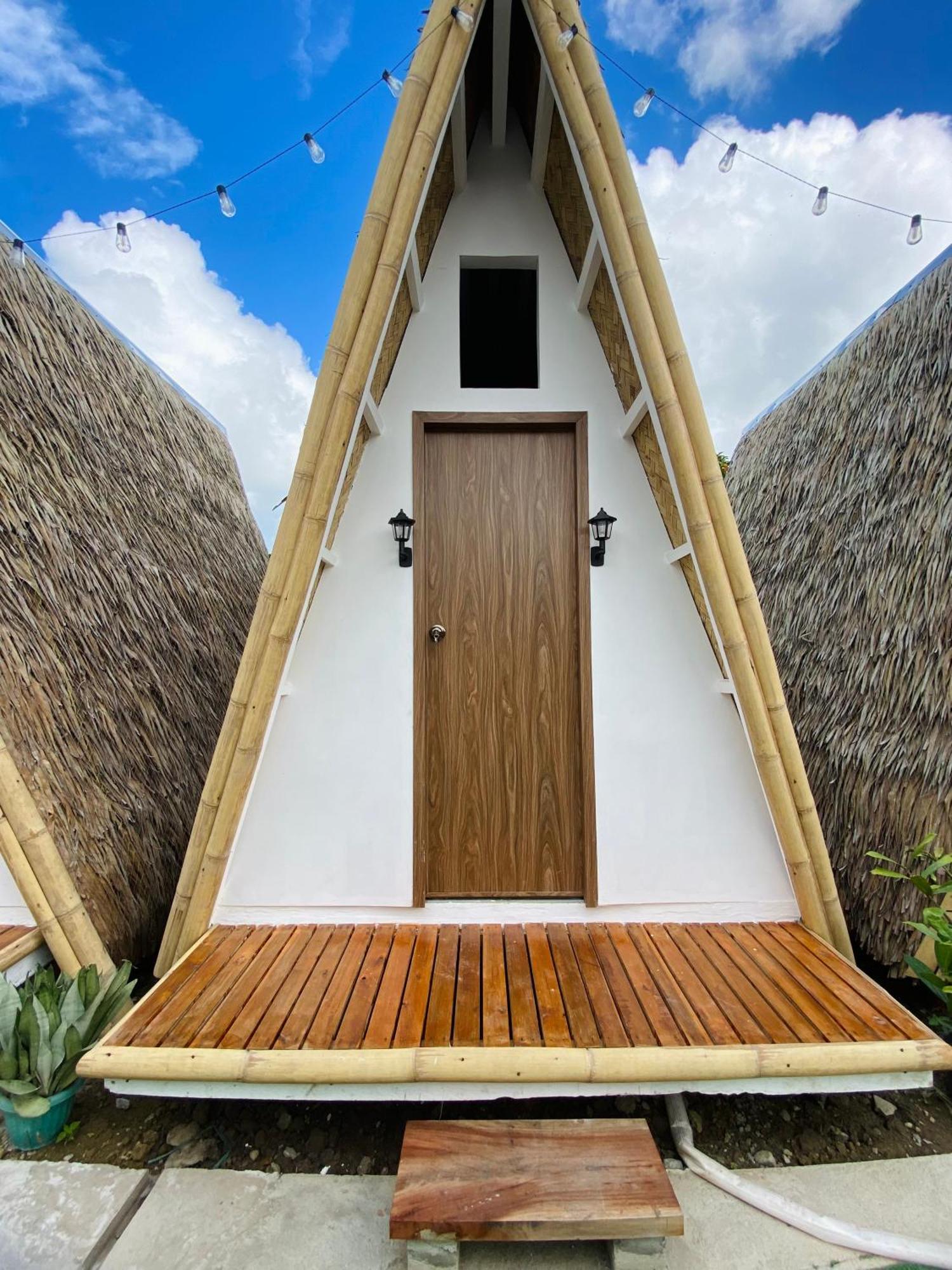 Happy Monkey Hostel El Nido Esterno foto