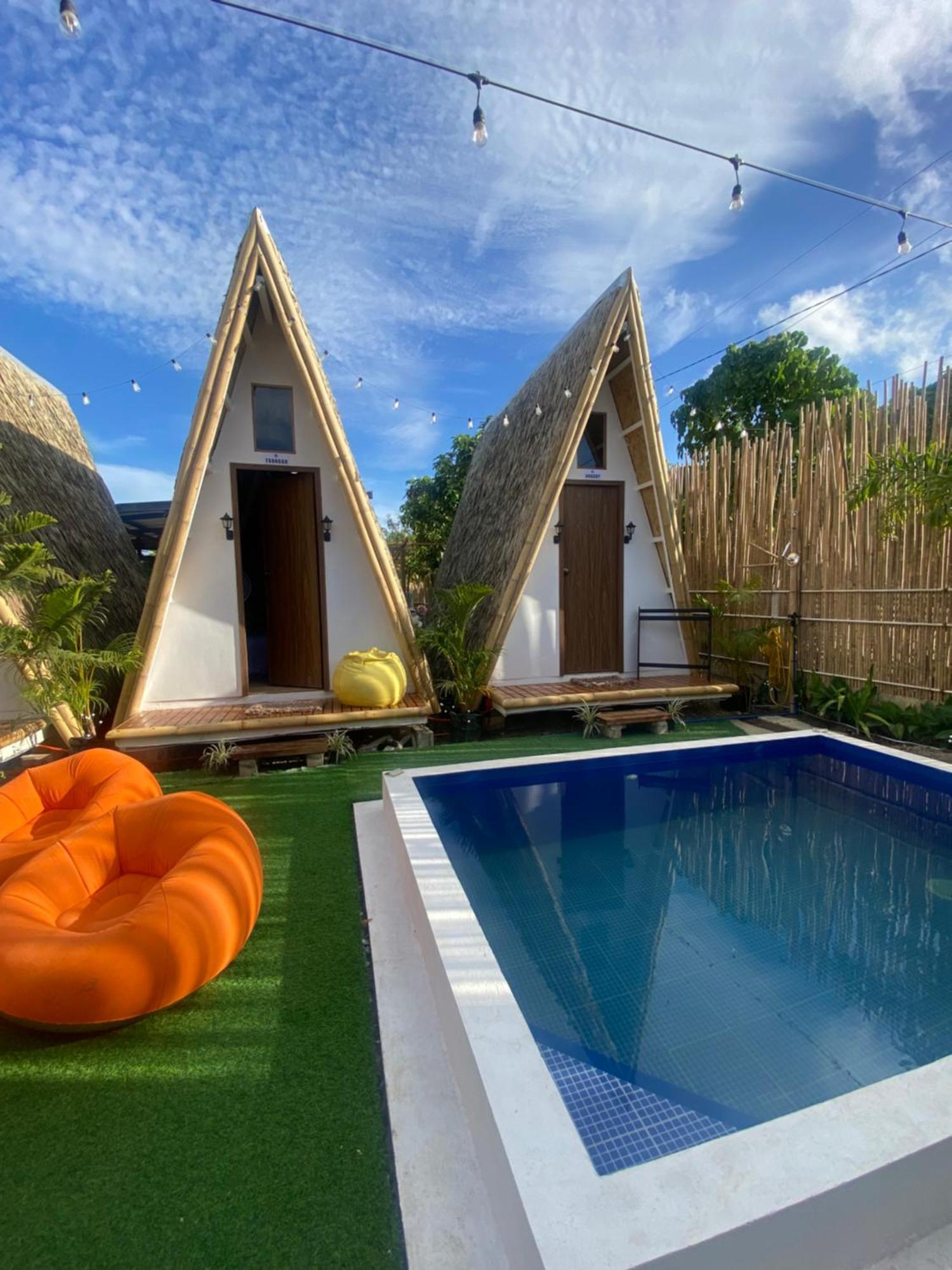 Happy Monkey Hostel El Nido Esterno foto