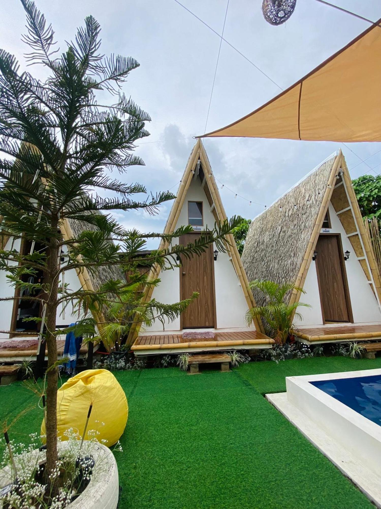 Happy Monkey Hostel El Nido Esterno foto
